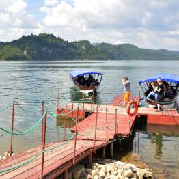 CZORSZTYNIANKA, Czorsztyn järvel gondoolidega paadi- ja ekskursioonid, JĘDRUŚ majutus, Poola Pieniny